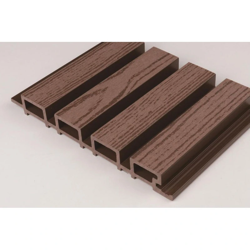 Hanhua ၏ Co-extruded WPC Wall Panel သည် Outdoor Cladding Durability ကို မည်သို့ပြန်လည်သတ်မှတ်သနည်း။